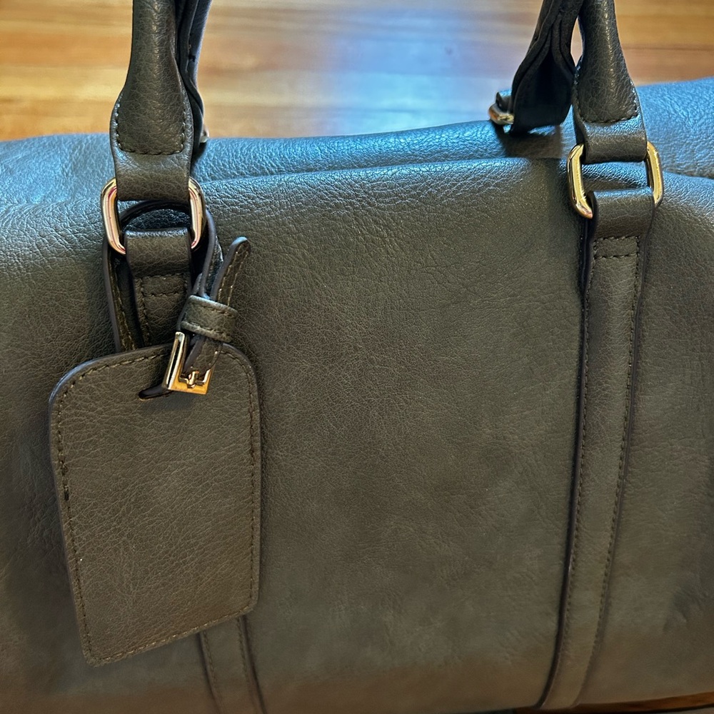 Deep Green Weekender Travel Bag - Picture 5 of 10